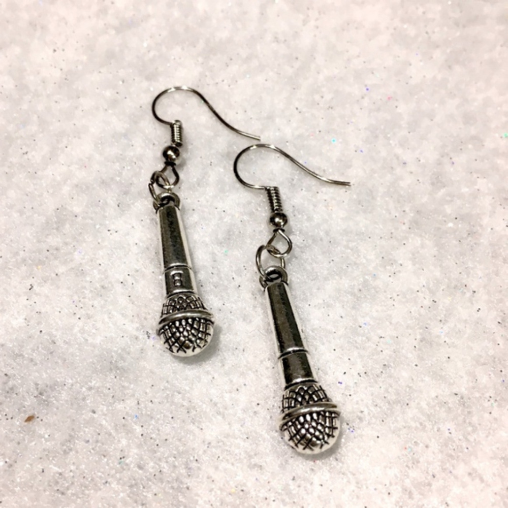 MUSIC MAN Microphone Earrings
